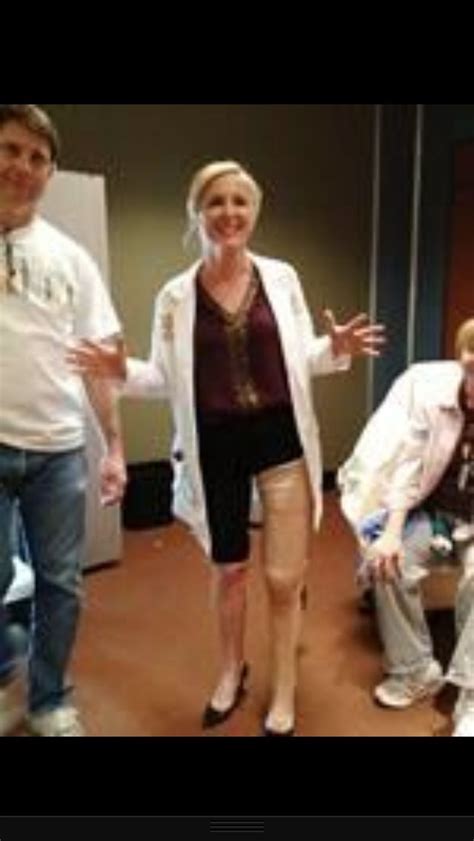 does jessica capshaw have both legs|What Happened To Arizona Robbins Prosthetic Leg